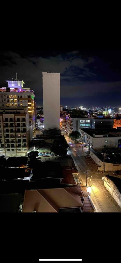 آنغلوس Walking Street Condo Beautiful 1 King Bedroom المظهر الخارجي الصورة